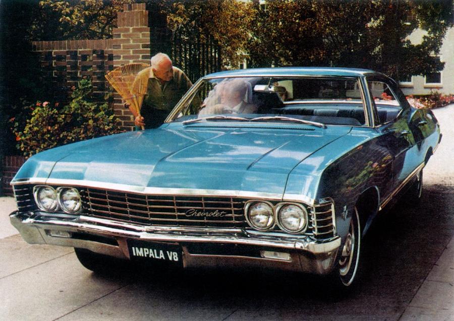 Chevrolet Impala Sport Sedan 1967 года